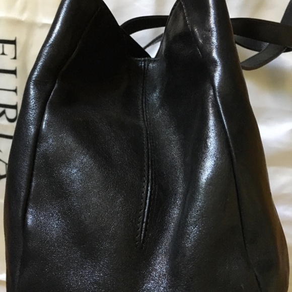 Sleek Furla black leather bag! - Picture 3 of 11